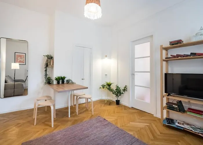 Downtown Cozy Apartment Old Town Bucureşti